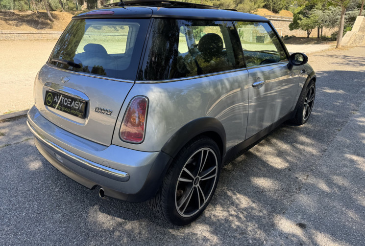 Mini Mini (R50/53) Cooper 1.6 i 16V 115CH FAIBLE KILOMÉTRAGE 