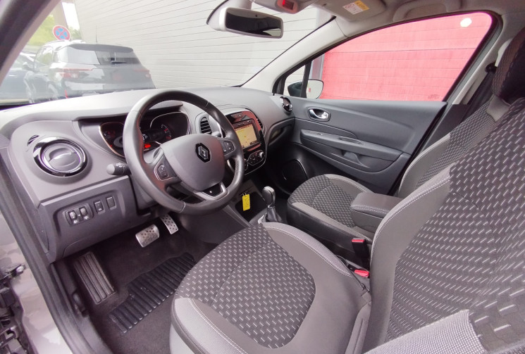 Renault Captur 1.3 TCe 150 FAP EDC Intens / 1° main / 16.000 km