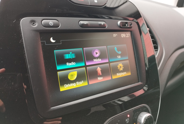 Renault Captur 1.3 TCe 150 FAP EDC Intens / 1° main / 16.000 km