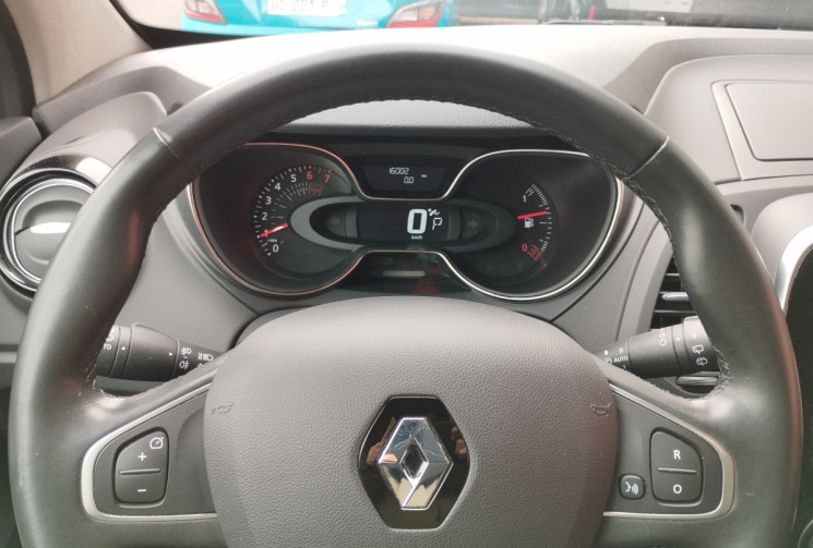 Renault Captur 1.3 TCe 150 FAP EDC Intens / 1° main / 16.000 km