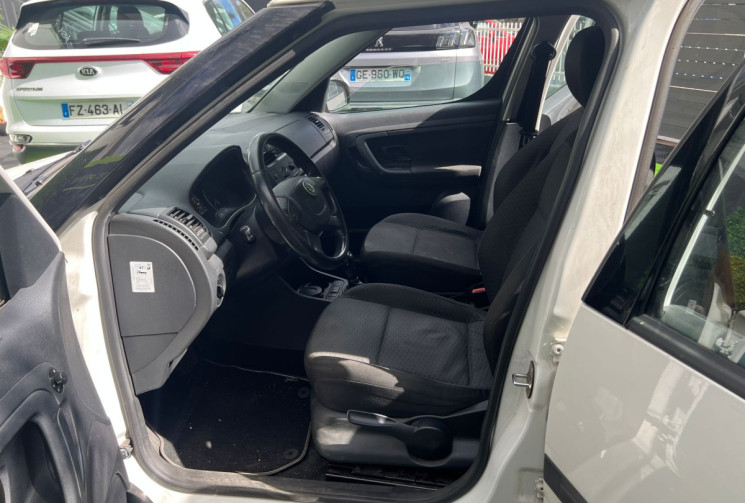 Skoda ROOMSTER  Phase 2 1.2 TSi DSG 105 cv AMBITION