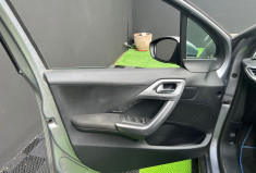 Peugeot 2008 1.2 THP 12V S&S EAT6 110 cv ALLURE