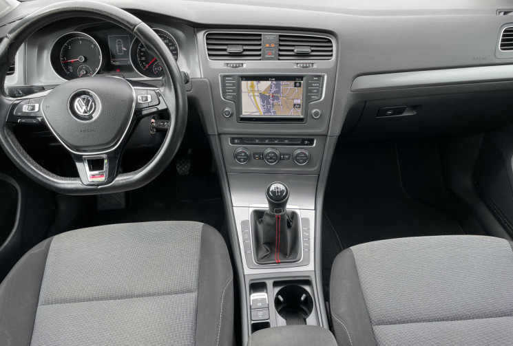 Volkswagen Golf VII 1.6 TDI 110 ch Confortline BVM5