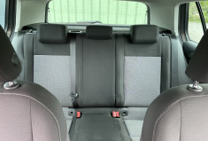 Volkswagen Golf VII 1.6 TDI 110 ch Confortline BVM5