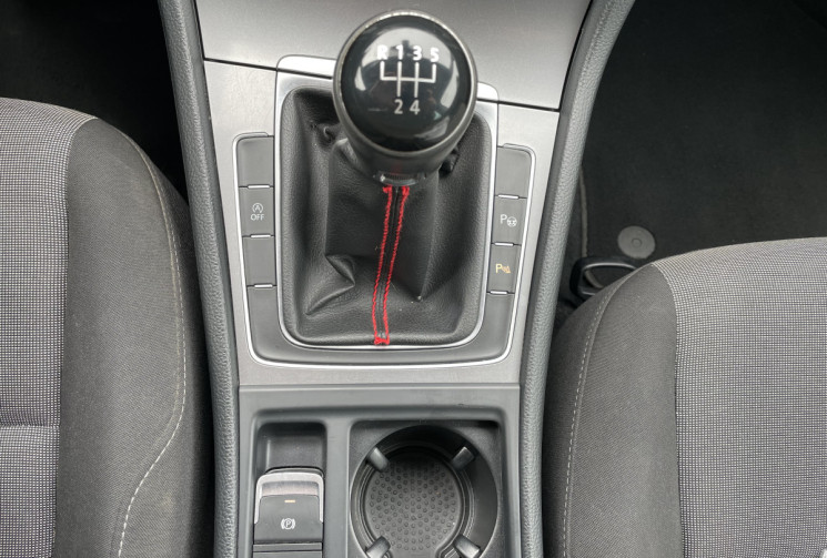 Volkswagen Golf VII 1.6 TDI 110 ch Confortline BVM5