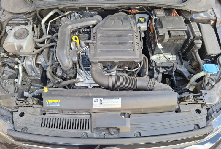 Volkswagen Polo 6 1.0 TSI 90 CONFORTLINE 53400 KMS