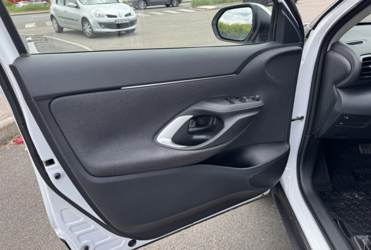 Toyota Yaris Cross 1.5 Hybrid 116ch HEV Dynamic Business Auto