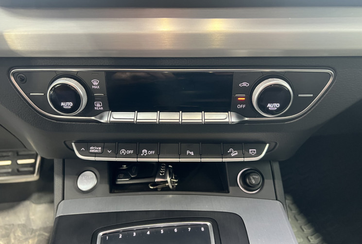 Audi Q5  2.0 TDI 190 / S LINE QUATTRO / VIRTUAL COCKPIT