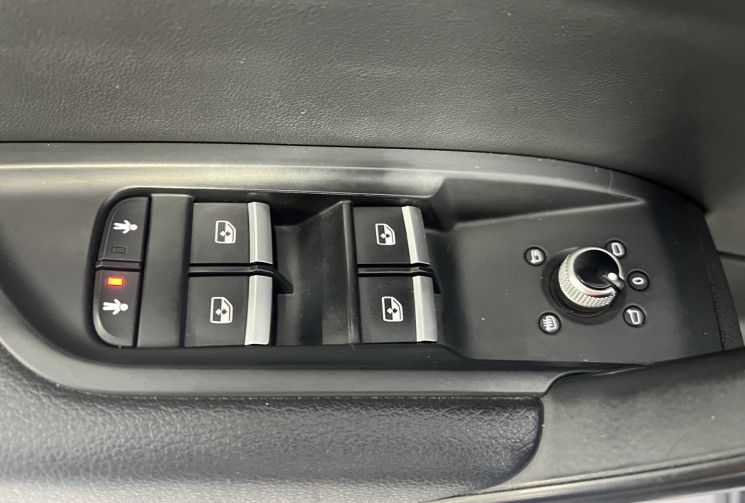 Audi Q5  2.0 TDI 190 / S LINE QUATTRO / VIRTUAL COCKPIT