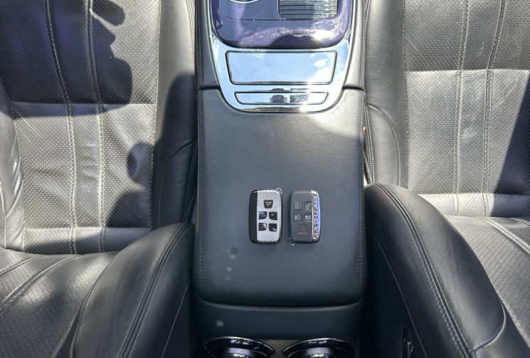 Jaguar XJ 3.0 V6 Luxe Premium / ENTRETIEN OK / DISTRIBUTION OK / VIDANGE BVA OK