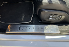 Jaguar XJ 3.0 V6 Luxe Premium / ENTRETIEN OK / DISTRIBUTION OK / VIDANGE BVA OK