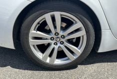 Jaguar XJ 3.0 V6 Luxe Premium / ENTRETIEN OK / DISTRIBUTION OK / VIDANGE BVA OK