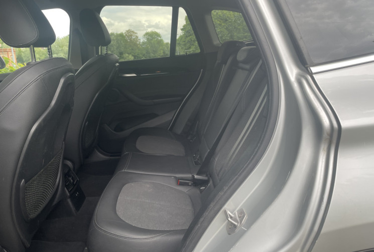 BMW X1 18i Sdrive Business Design DCT7 140 / Boite Auto