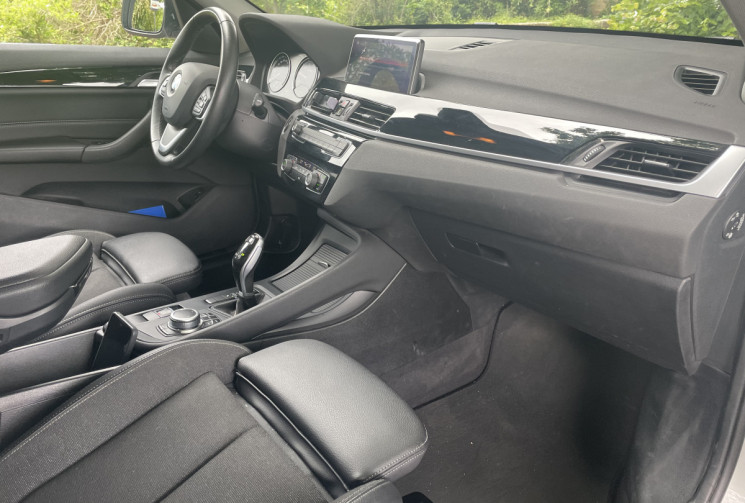 BMW X1 18i Sdrive Business Design DCT7 140 / Boite Auto