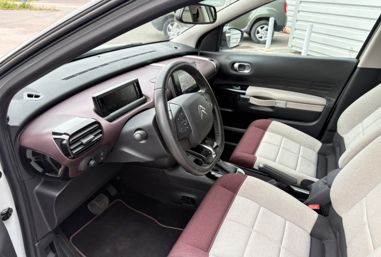 Citroën C4 CACTUS 1.2 puretech 110 cv BVA 1 ere main (entretien citroen)