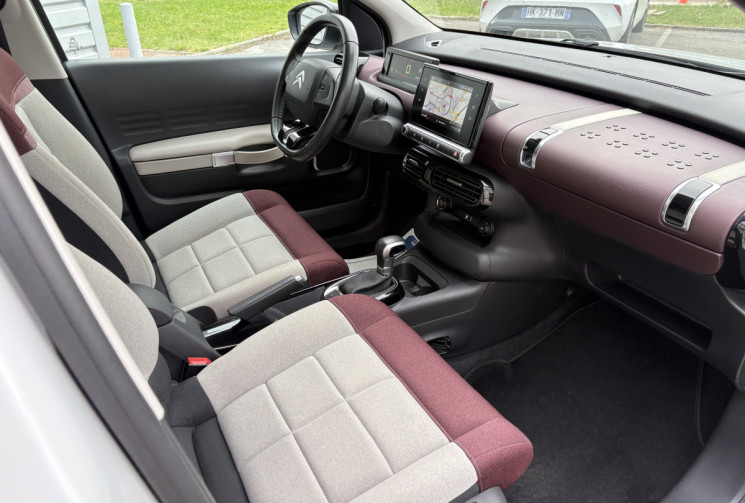 Citroën C4 CACTUS 1.2 puretech 110 cv BVA 1 ere main (entretien citroen)