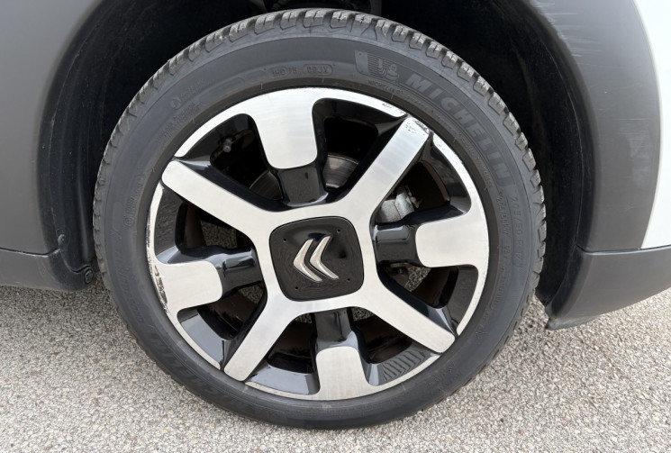 Citroën C4 CACTUS 1.2 puretech 110 cv BVA 1 ere main (entretien citroen)