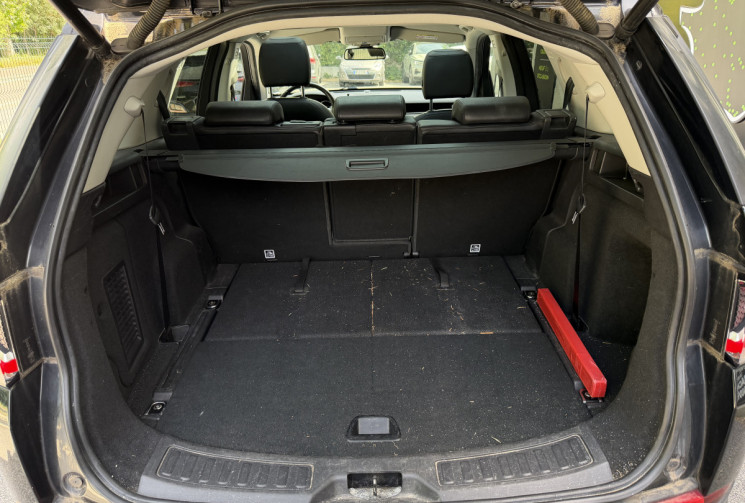 Land-Rover DISCOVERY SPORT 2.0 TD4 180 HSE 4X4 7 PLACES * FULL ENTRETIEN * CT OK * GARANTIE 6 MOIS