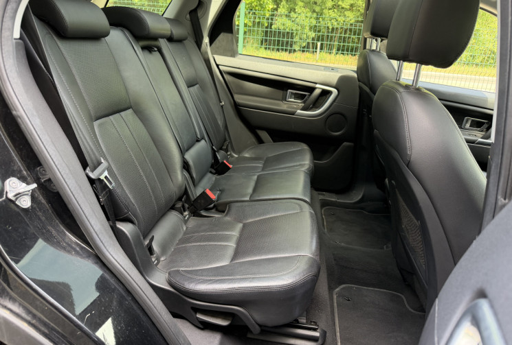 Land-Rover DISCOVERY SPORT 2.0 TD4 180 HSE 4X4 7 PLACES * FULL ENTRETIEN * CT OK * GARANTIE 6 MOIS