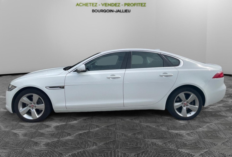 Jaguar XF 2.0 / 180 CH / PRESTIGE 4x4