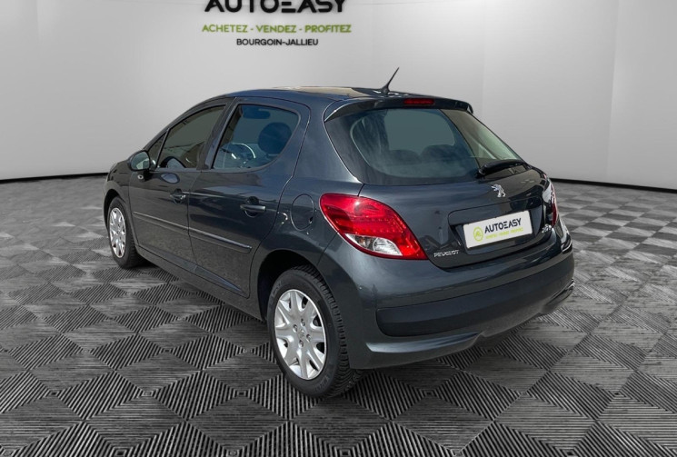 Peugeot 207+ 1.4 / 75 CH / CLIM / DISTRIBUTION FAITE A 65000KM 