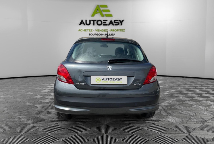 Peugeot 207+ 1.4 / 75 CH / CLIM / DISTRIBUTION FAITE A 65000KM 