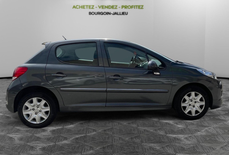 Peugeot 207+ 1.4 / 75 CH / CLIM / DISTRIBUTION FAITE A 65000KM 