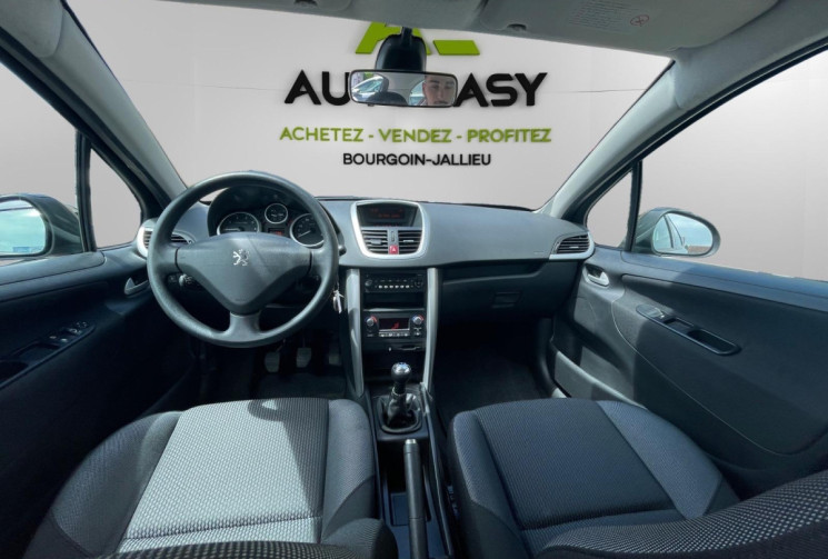 Peugeot 207+ 1.4 / 75 CH / CLIM / DISTRIBUTION FAITE A 65000KM 