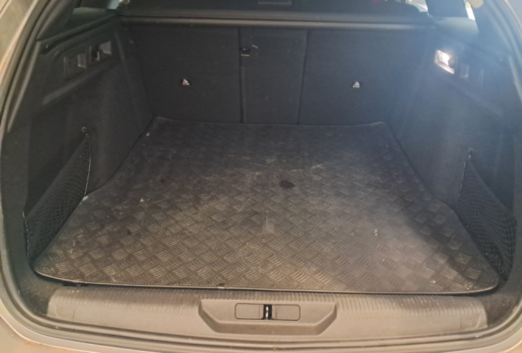 Peugeot 308 SW  III 1.2 PureTech 130ch S&S Allure Pack EAT8  - camera 360 - SUIVI ENTRETIEN - 