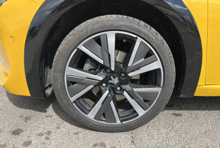 Peugeot 208 1.5 blue hdi GT LINE