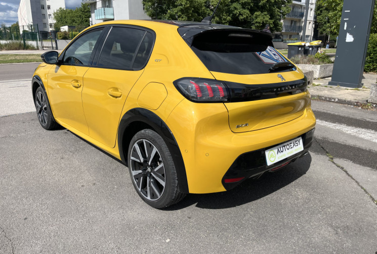 Peugeot 208 1.5 blue hdi GT LINE
