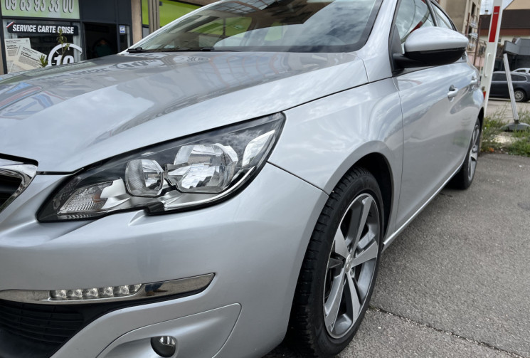 Peugeot 308 1.6 BLUE HDI 
