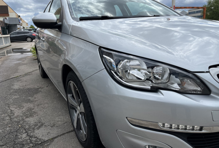 Peugeot 308 1.6 BLUE HDI 