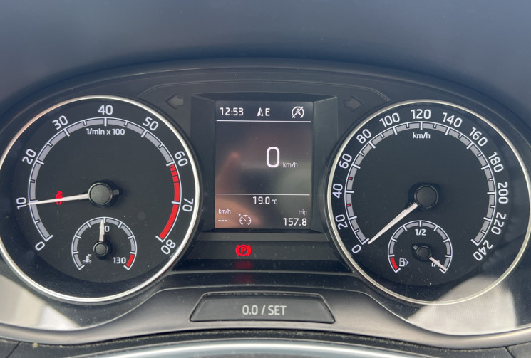 Skoda Fabia III Combi 1.0 TSI 95cv * Toit Panoramique * 1 ère Main * Entretien Complet SKODA 