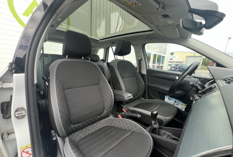 Skoda Fabia III Combi 1.0 TSI 95cv * Toit Panoramique * 1 ère Main * Entretien Complet SKODA 