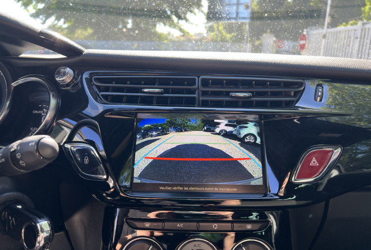 DS DS 3 1.2 110 EAT6 Performance Line / Distribution OK / Caméra / Carplay / LED