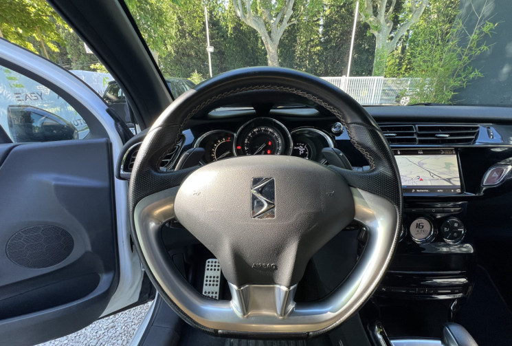 DS DS 3 1.2 110 EAT6 Performance Line / Distribution OK / Caméra / Carplay / LED