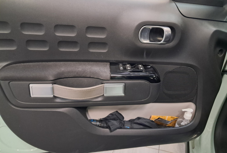 Citroën C3 III 1.2 PureTech 110 Shine EAT6 - TOIT PANO SIEGES CHAUF - SUIVI ENTRETIEN - DISTRI OK 