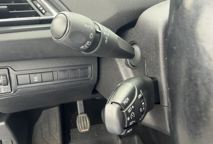 Peugeot 308 1.5 BLUEHDI PACK PREMIUM 130 BVM6