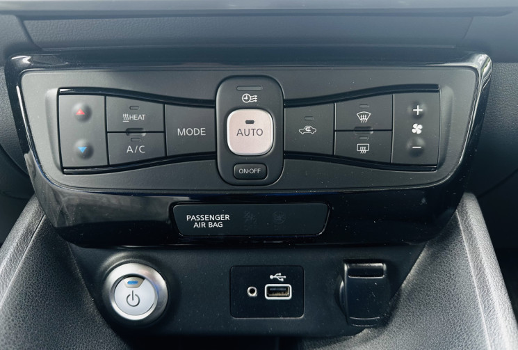 Nissan LEAF 40 kWh 150 Business 1ère main 270km