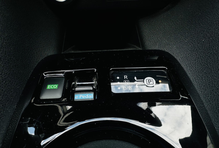 Nissan LEAF 40 kWh 150 Business 1ère main 270km