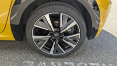 Peugeot 208 GT-Line II (P21) 5 Portes 1.2 PureTech 12V EAT8 / DISTRIB OK / ENTRETIEN OK