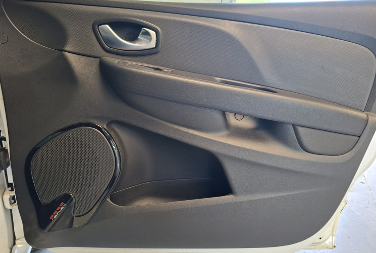 Renault Clio 0.9 TCE 75 ENERGY TREND / ENTRETIEN A JOUR