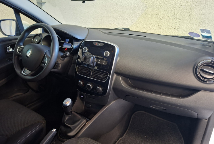 Renault Clio 0.9 TCE 75 ENERGY TREND / ENTRETIEN A JOUR