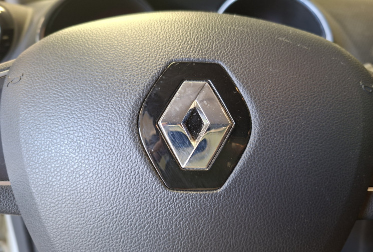Renault Clio 0.9 TCE 75 ENERGY TREND / ENTRETIEN A JOUR