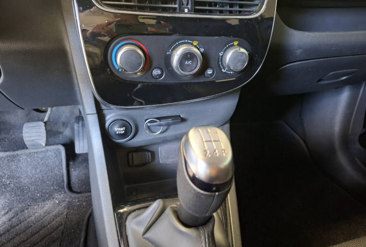 Renault Clio 0.9 TCE 75 ENERGY TREND / ENTRETIEN A JOUR
