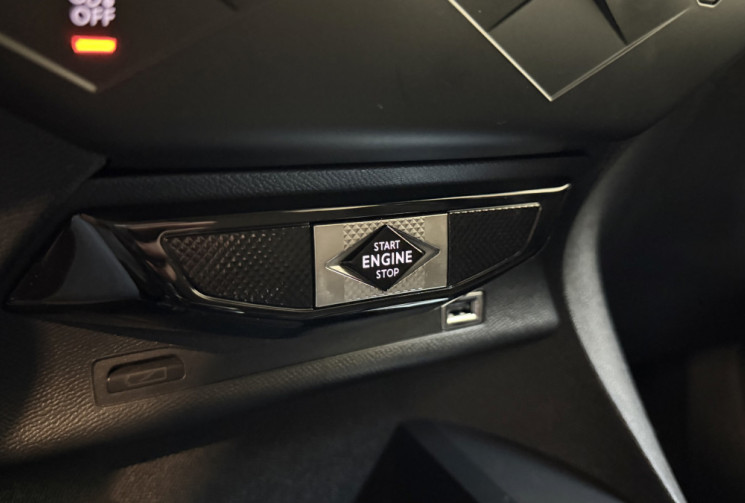 DS DS 3 E-Tense 136 So Chic - Carplay / caméra