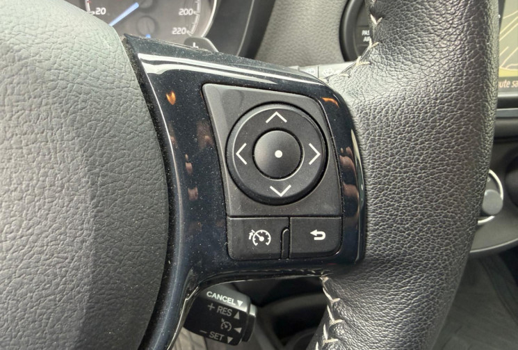 Toyota Yaris 1.5 VVT-i E 112 ULTIMATE BOITE AUTO / FULL ENTRETIEN TOYOTA / GARANTIE CONSTRUCTEUR