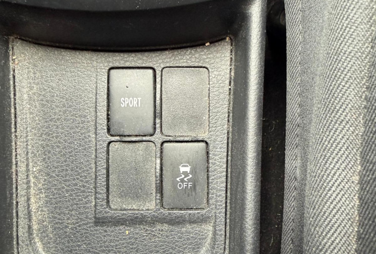 Toyota Yaris 1.5 VVT-i E 112 ULTIMATE BOITE AUTO / FULL ENTRETIEN TOYOTA / GARANTIE CONSTRUCTEUR