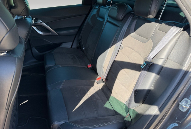 DS DS5 2.0 BLUEHDI EAT6 SO CHIC / SUIVI A JOUR / CARPLAY / TOIT PANO